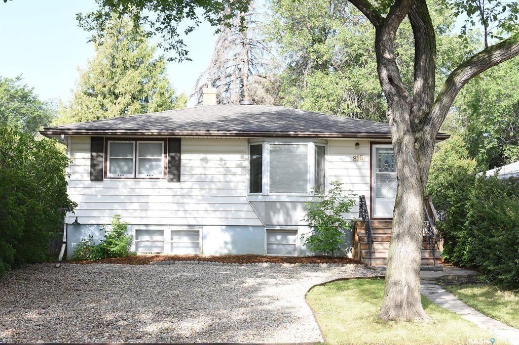 I have sold a property at 816 Grey ST in Regina
